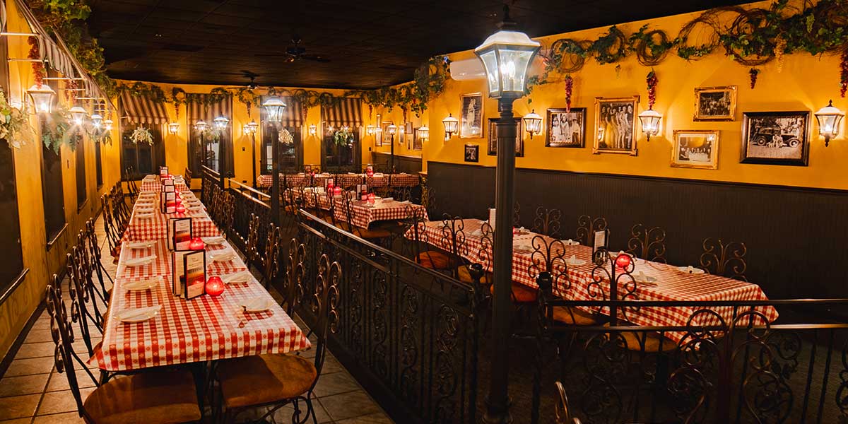 galena illinois group dining room