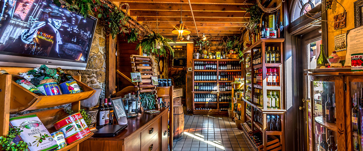 Galena Illinois Italian Restaurant Vinny Vanucchi's Little Italy